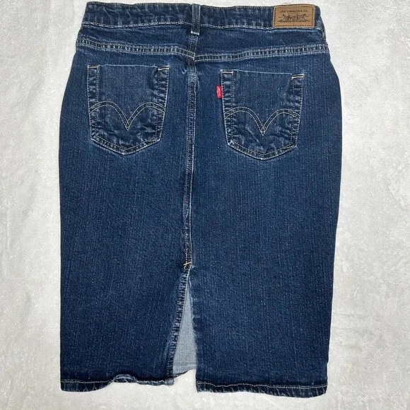 Levi's Dark Blue Denim Pencil Skirt - Picture 2 of 6
